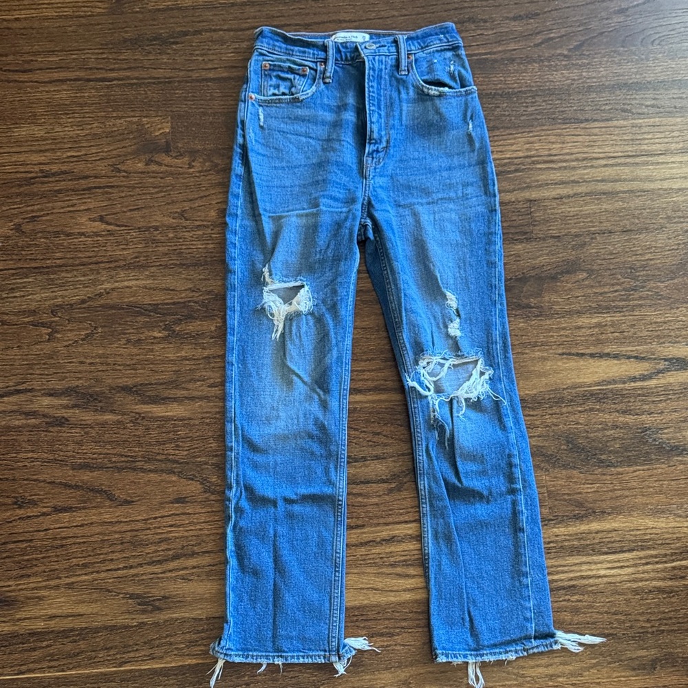Abercrombie & Fitch Ripped Straight Leg Jeans - Blue